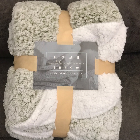 Other - Throw Blanket Brand New!!!!!